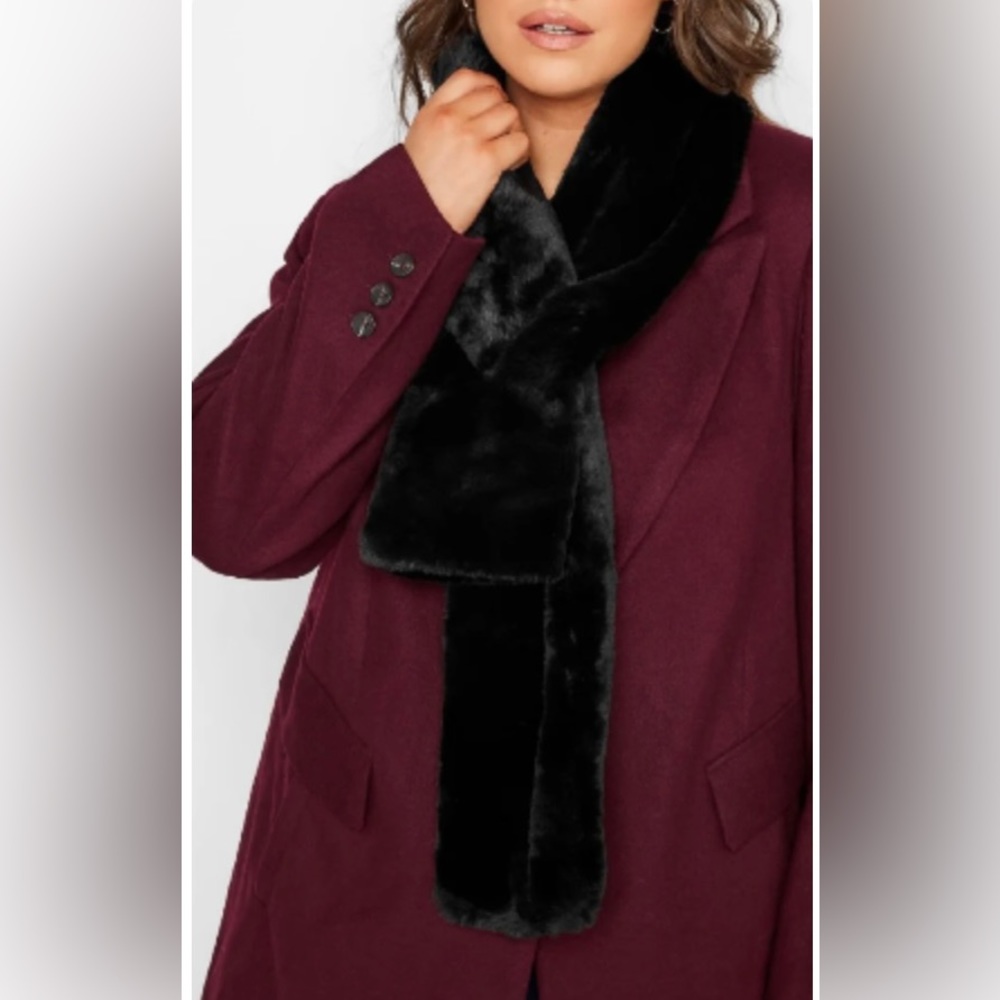 Faux-Fur Pull-Through Scarf Stole Wrap NEW With Tags